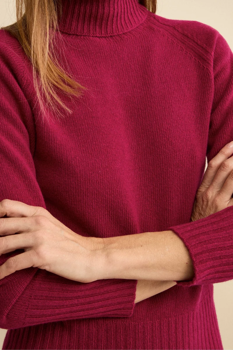 Dolcevita Raglan in Lana e Cashmere con Collo a Coste - CILIEGIA