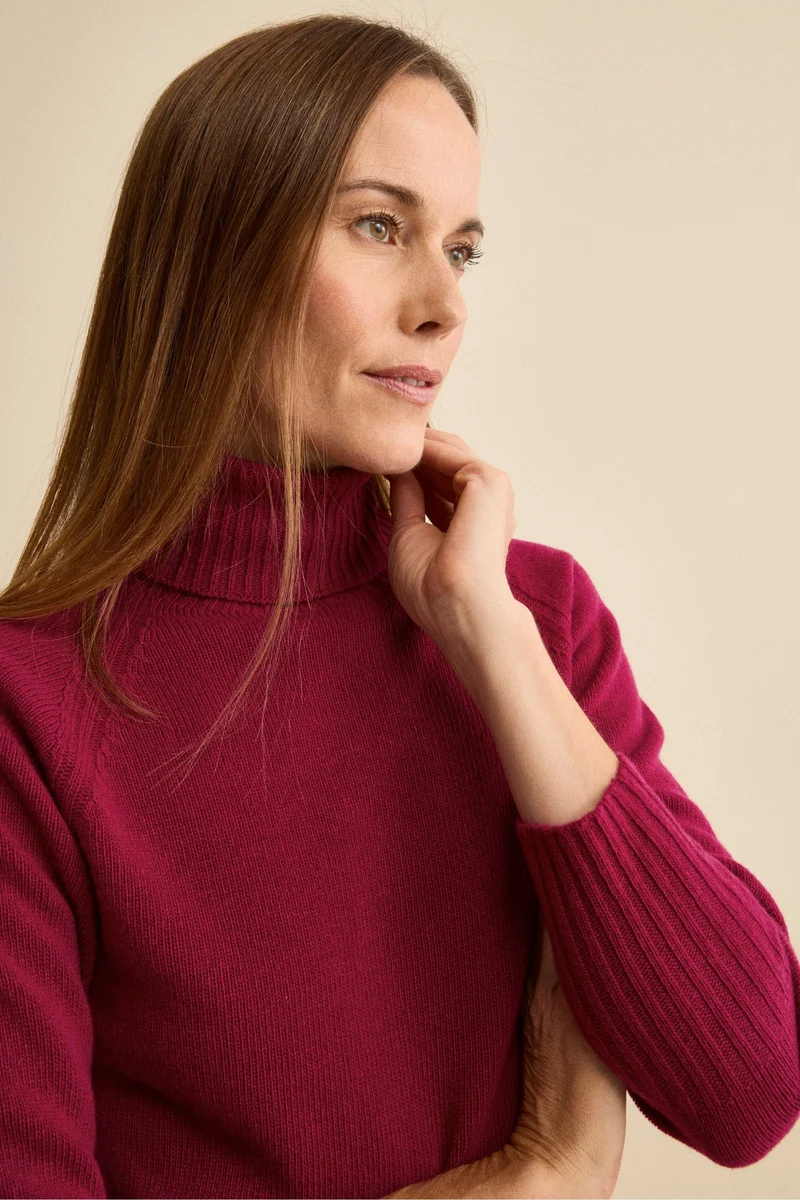 Dolcevita Raglan in Lana e Cashmere con Collo a Coste - CILIEGIA