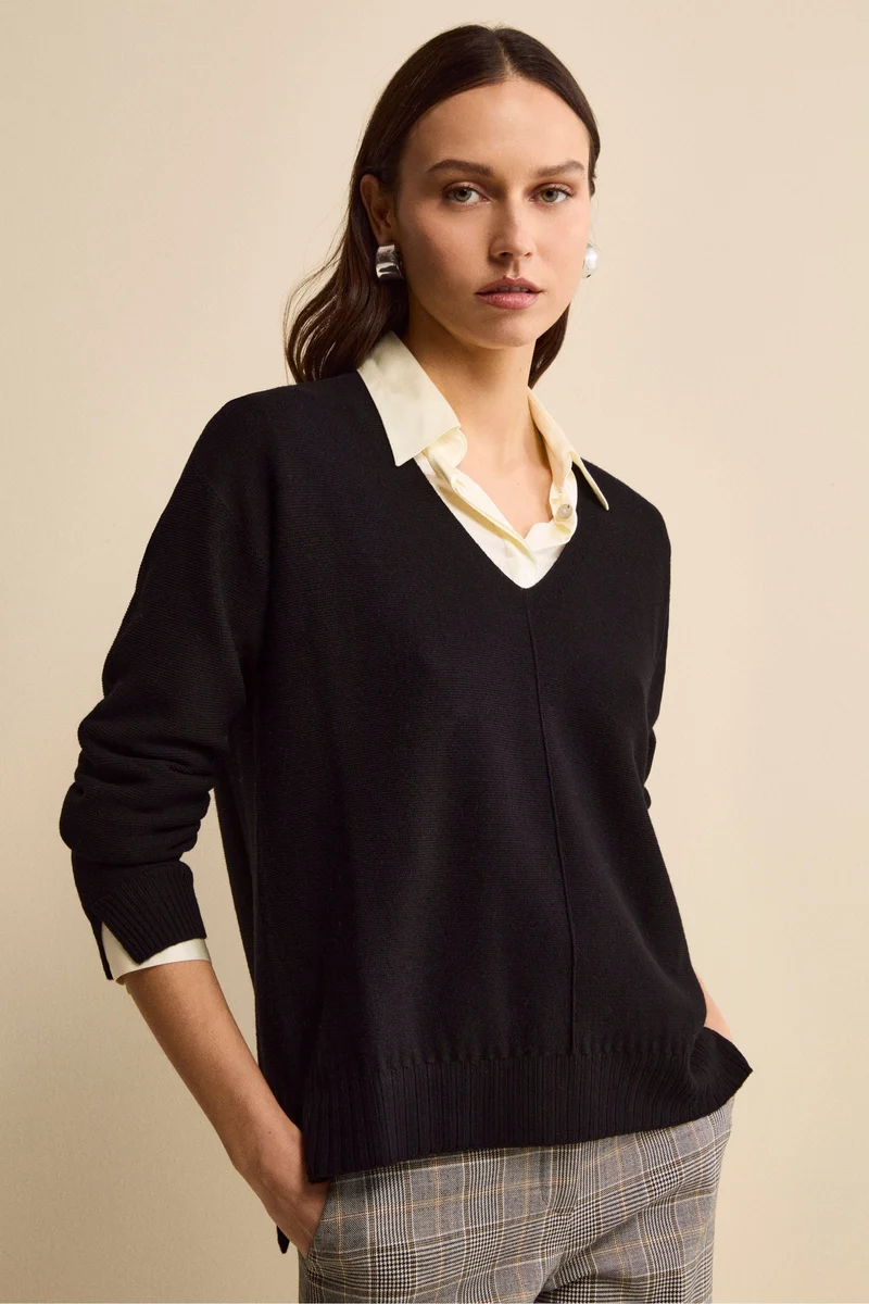 Maglia Over Scollo a V in Lana Merino - NERO