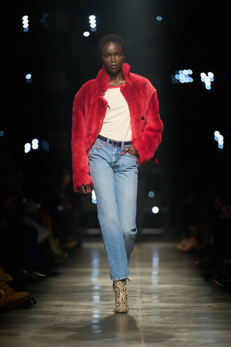 Look 17 [W26]