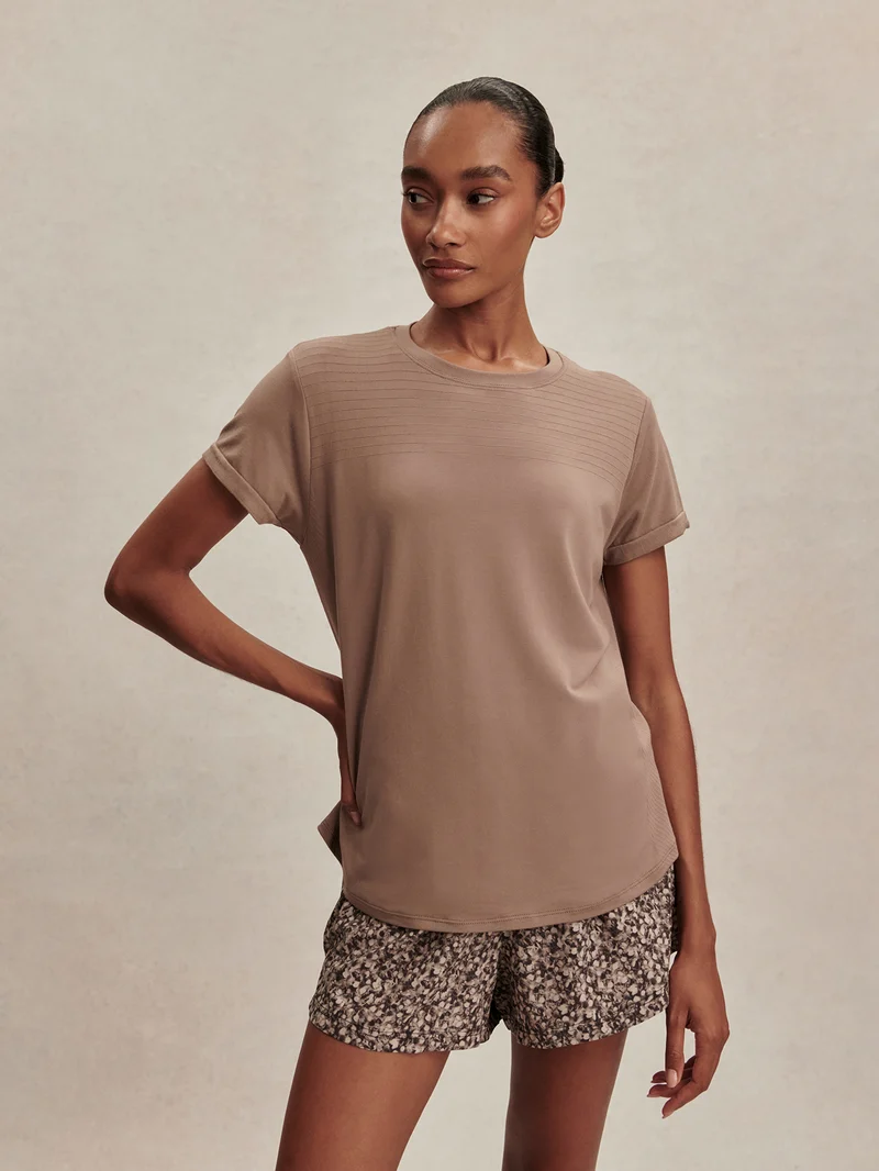 Saskia Seamless Longline Tee