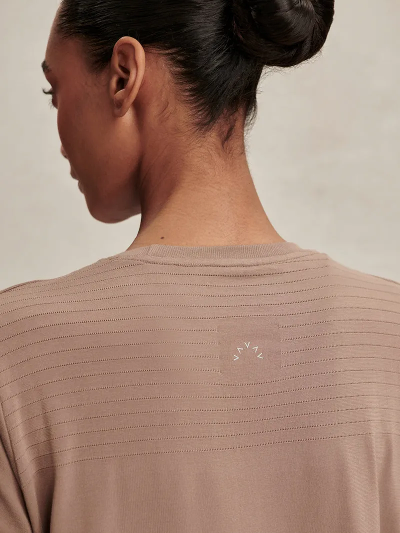 Saskia Seamless Longline Tee