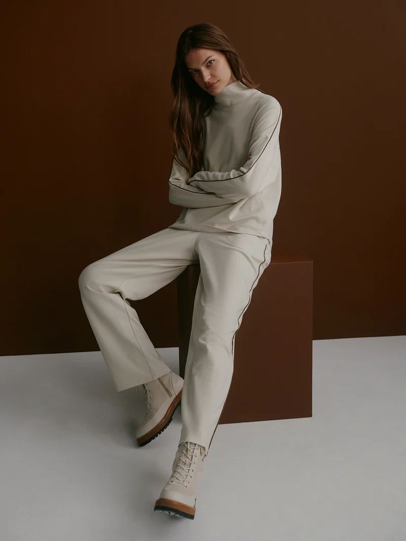 Rona High-Neck Active Sweat