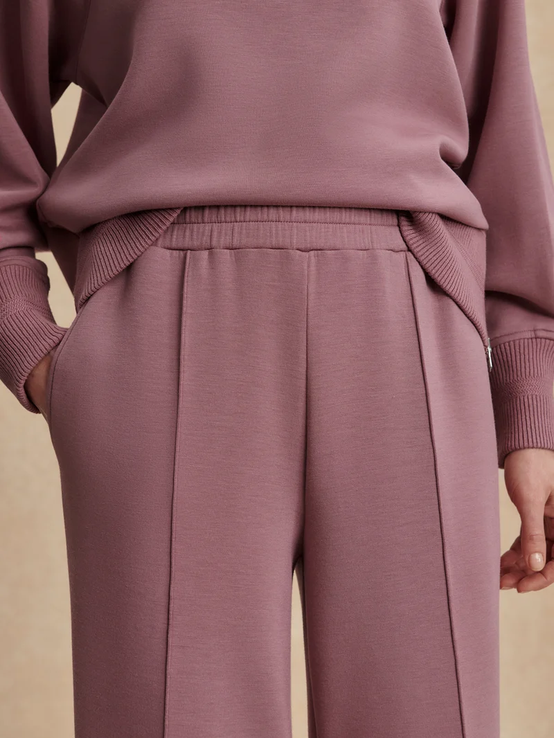The Wide Leg Pant 32