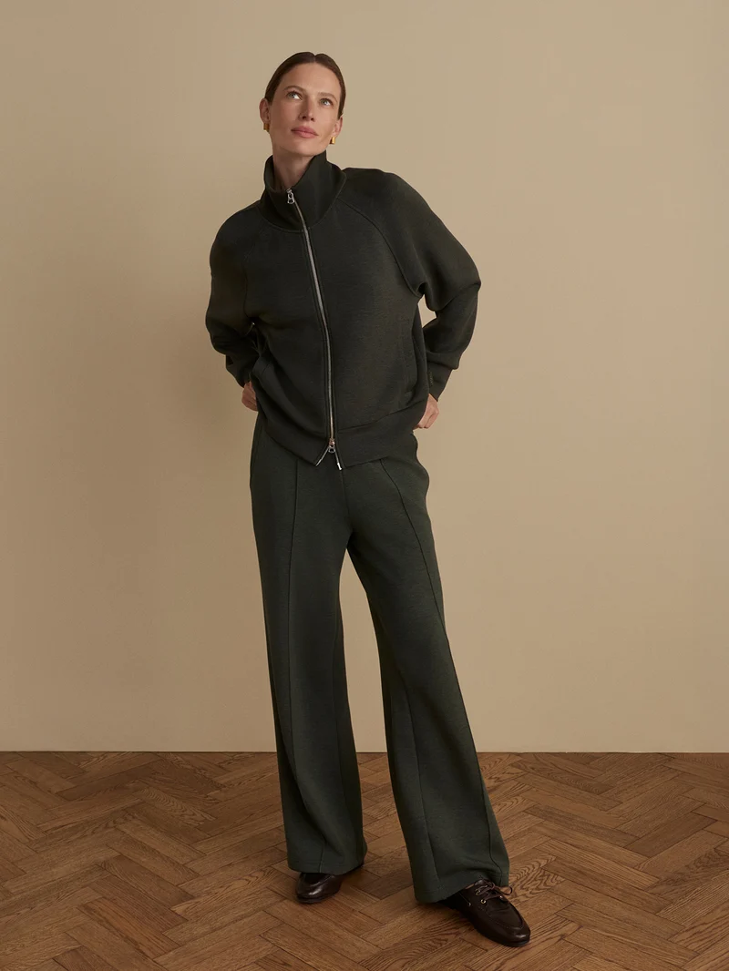 The Wide Leg Pant 32