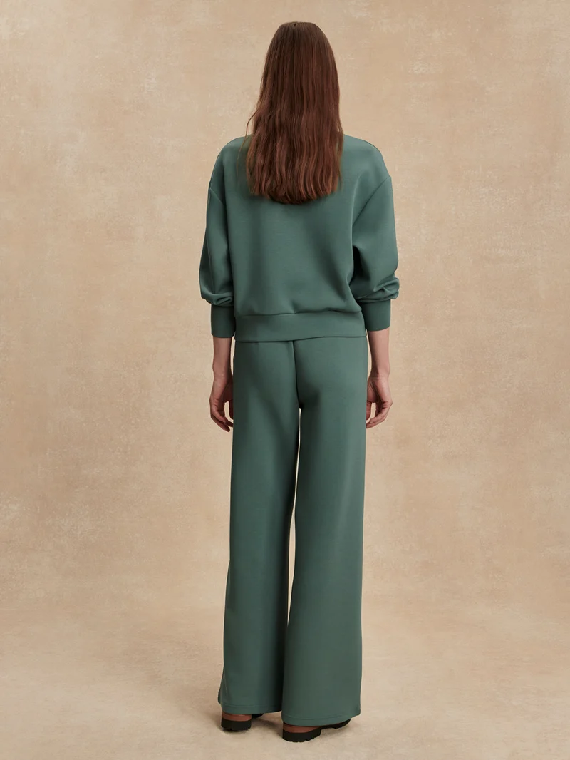 The Extra Wide Leg Pant 32