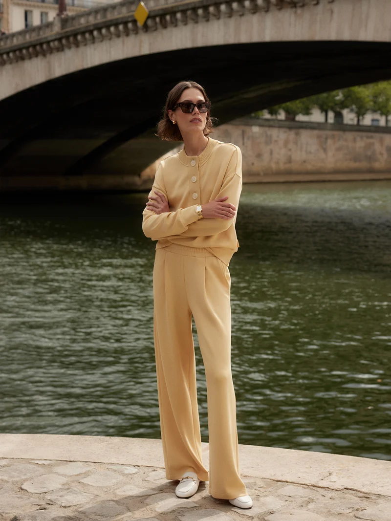The Extra Wide Leg Pant 32