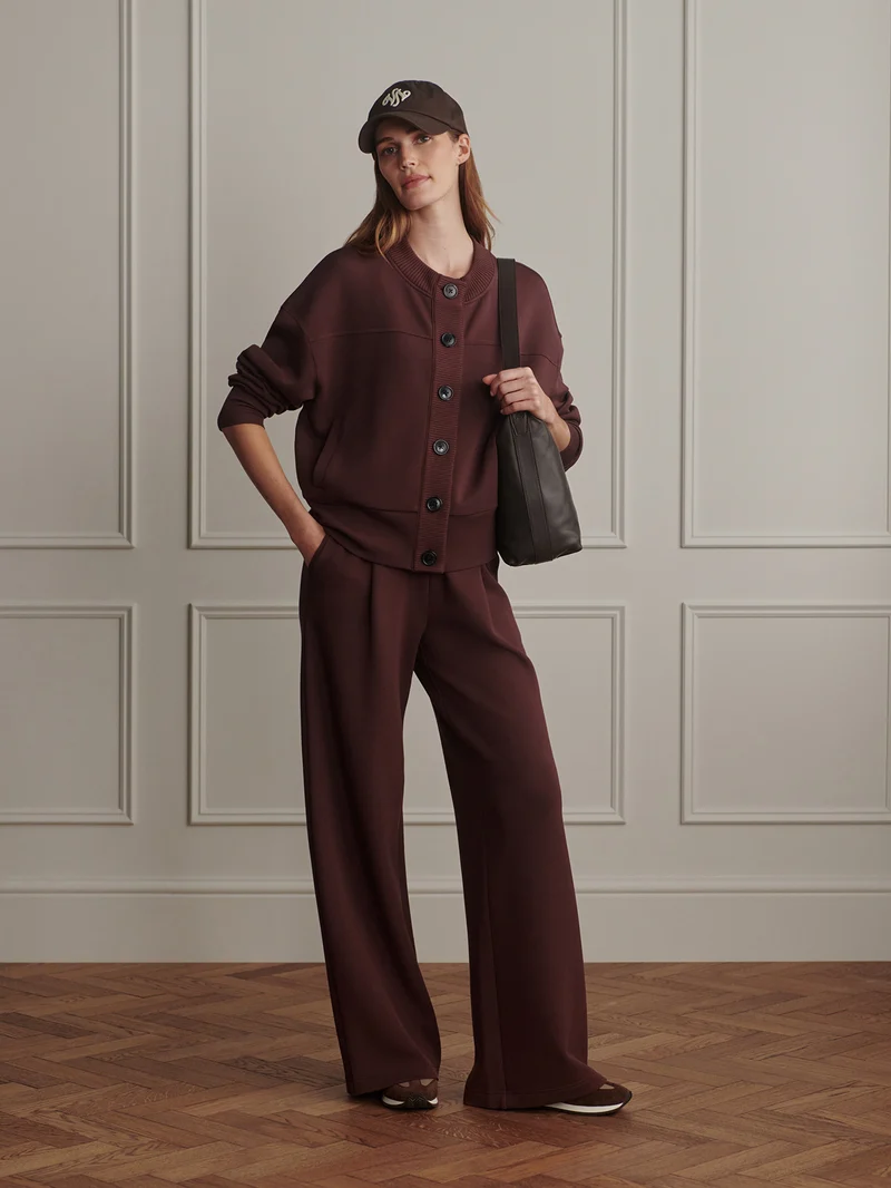 The Extra Wide Leg Pant 32