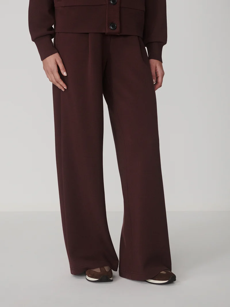 The Extra Wide Leg Pant 32