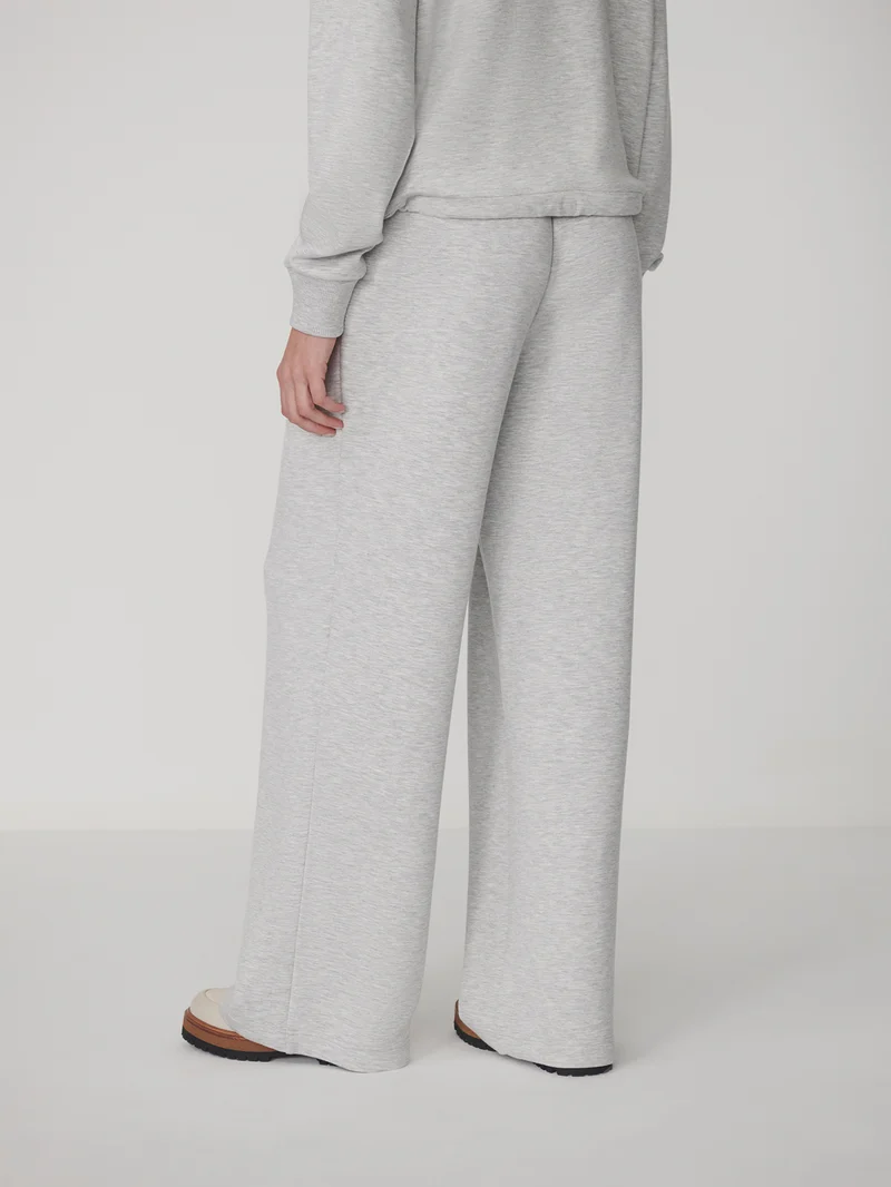 The Extra Wide Leg Pant 29.5