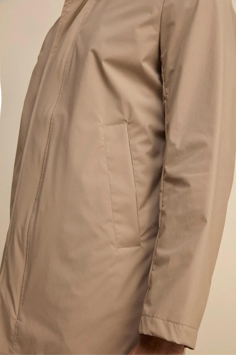 Trench Impermeabile con Zip e Bottoni - BEIGE