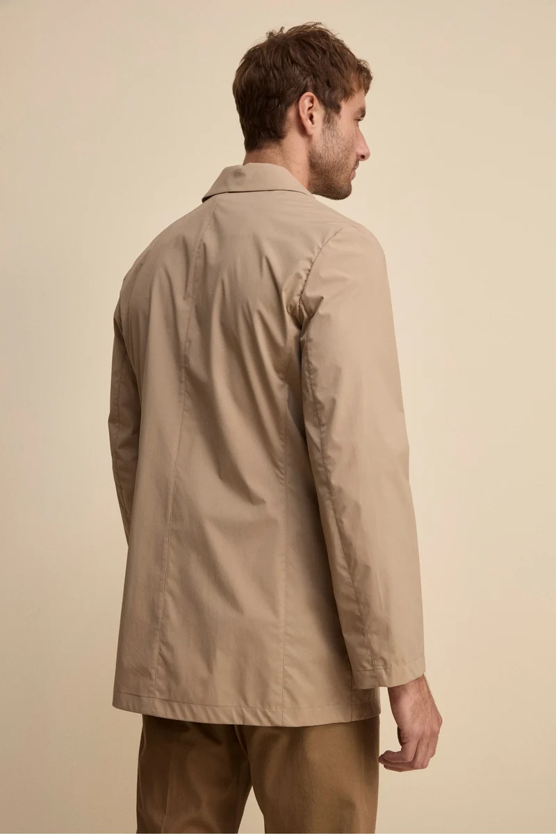 Trench Impermeabile con Zip e Bottoni - BEIGE