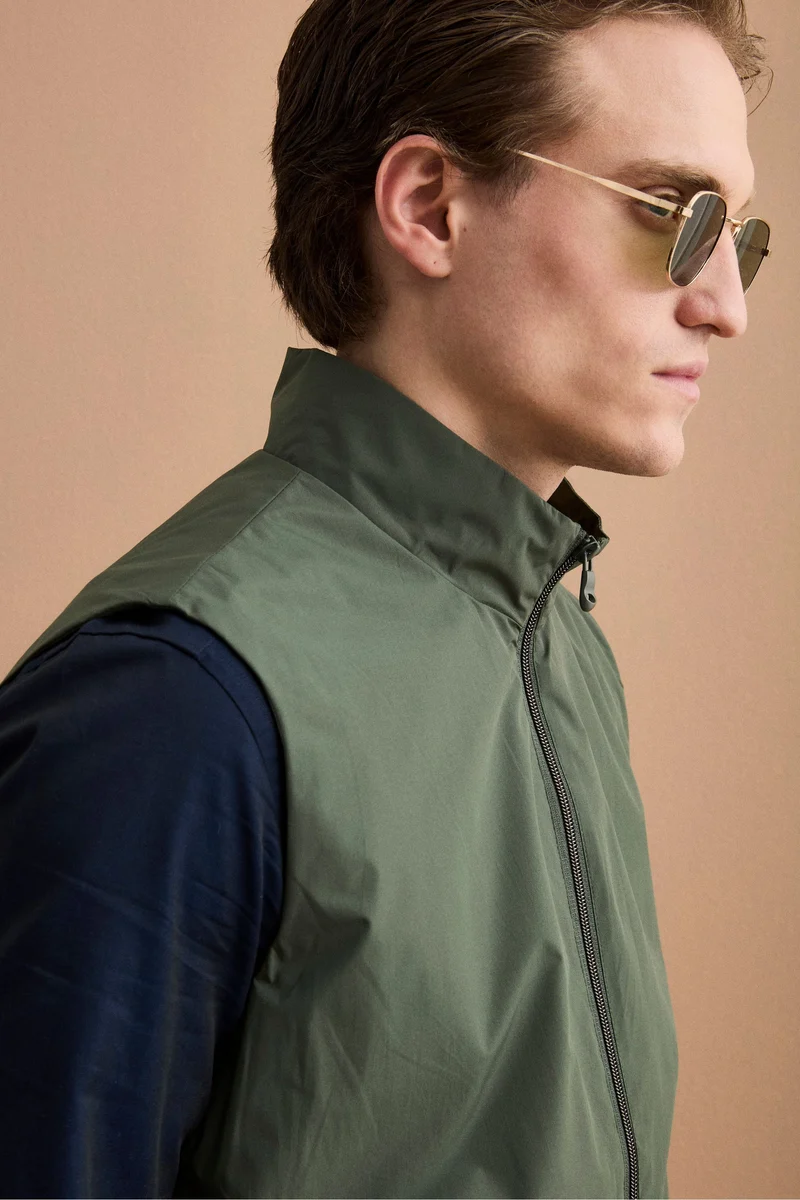 Gilet Smanicato con Zip - VERDE