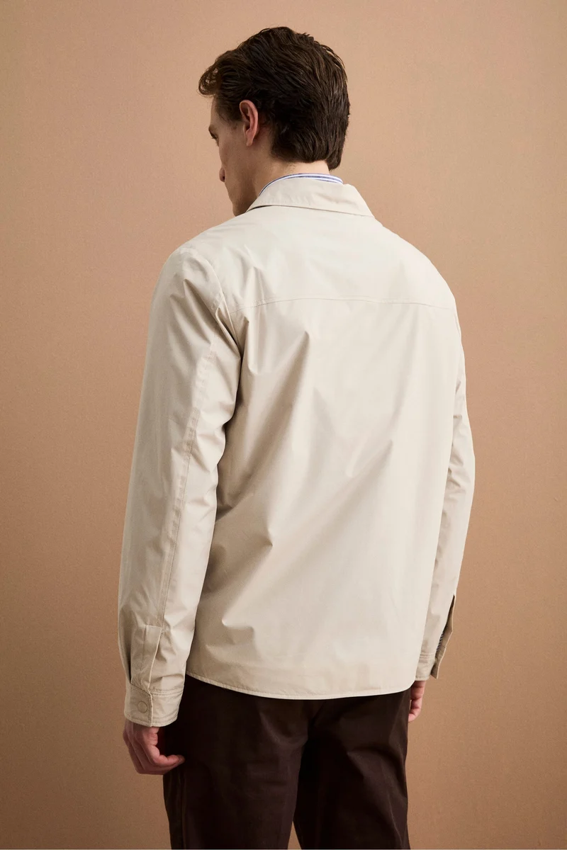 Trench Corto Foderato con Collo a Camicia - LATTE