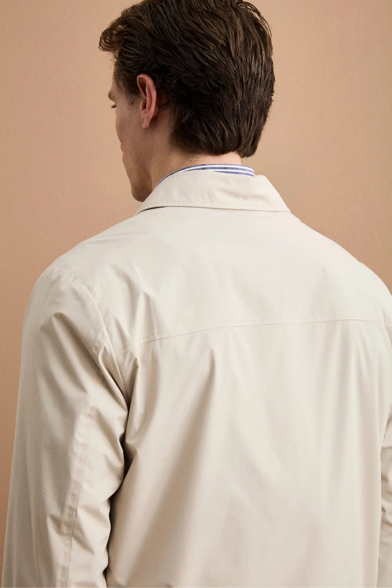 Trench Corto Foderato con Collo a Camicia - LATTE