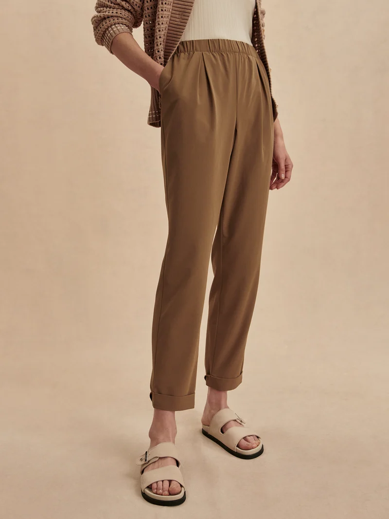 Lightweight Stretch Pleated Travel Pant Regular