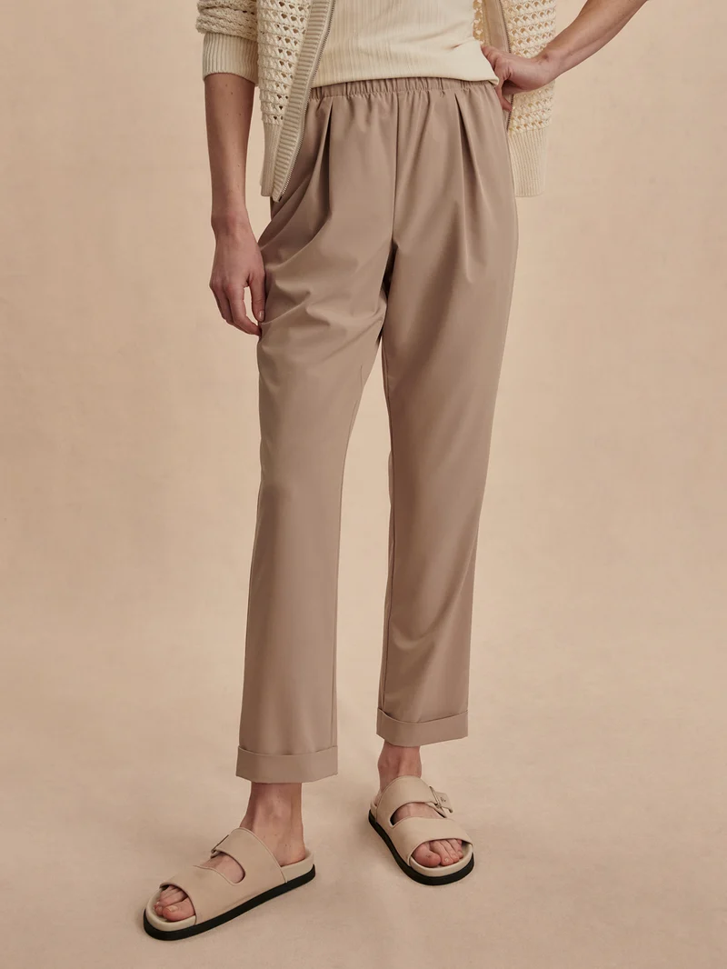 Lightweight Stretch Pleated Travel Pant Regular