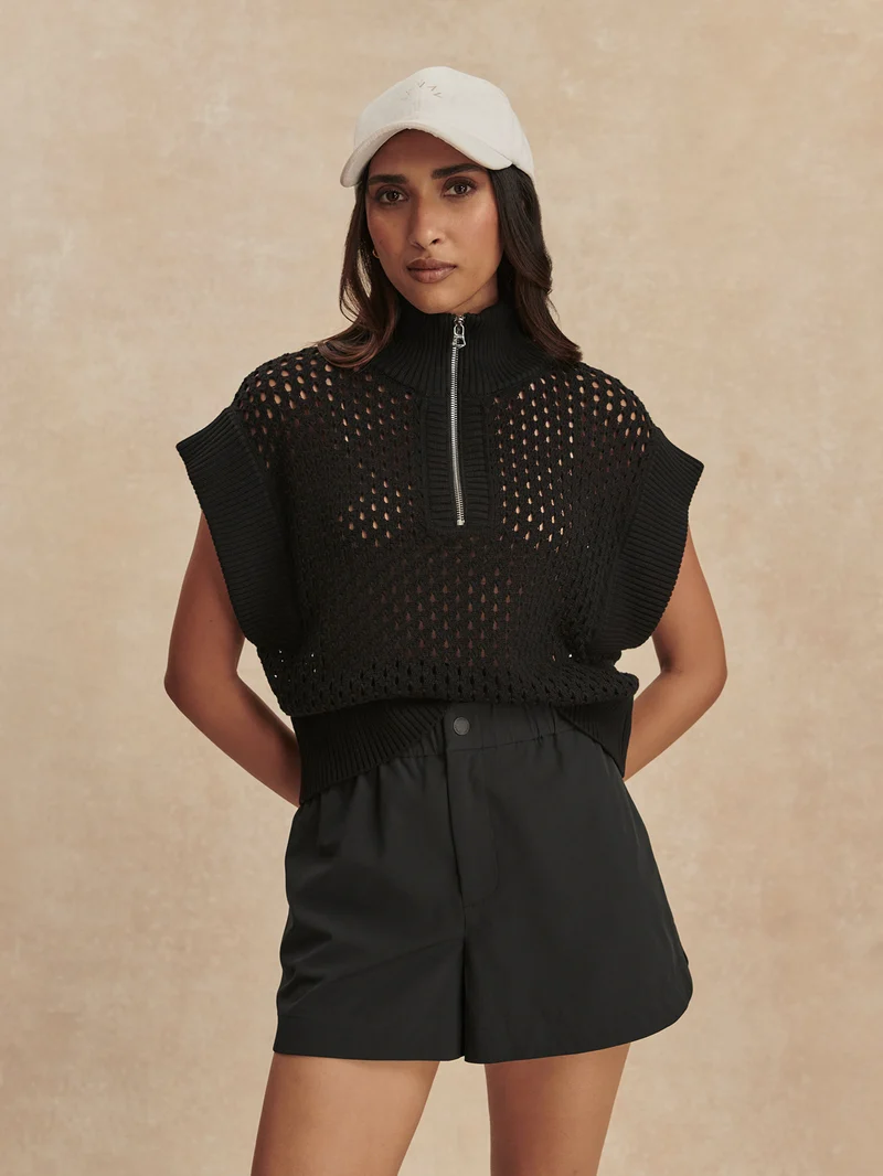 Nila Mid Rise Short 3.5