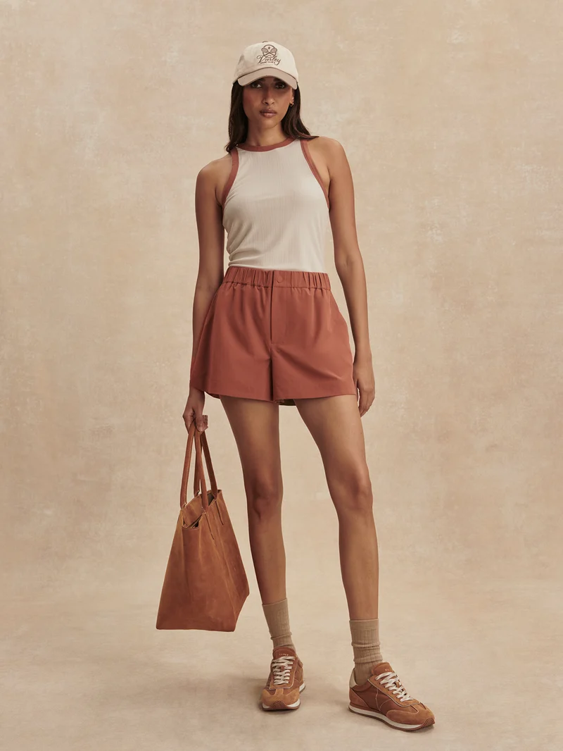 Nila Mid Rise Short 3.5