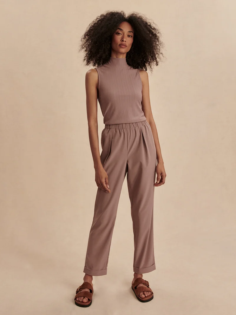Lightweight Stretch Pleated Travel Pant Long