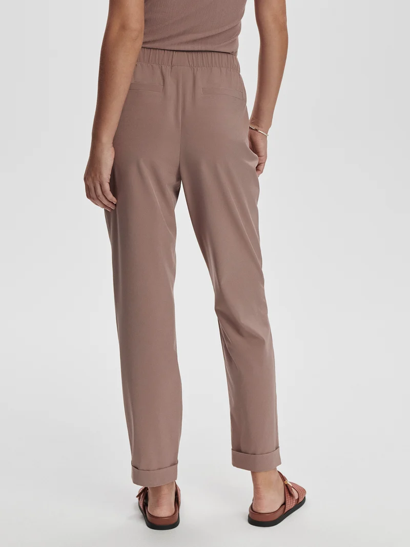 Lightweight Stretch Pleated Travel Pant Long