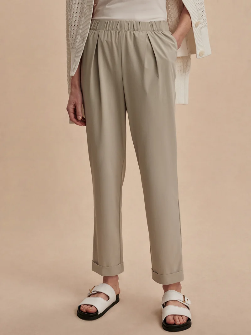 Lightweight Stretch Pleated Travel Pant Long