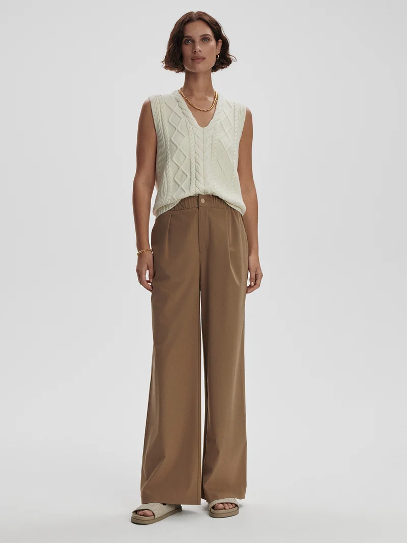Lightweight Stretch Wide Leg Travel Pant Long