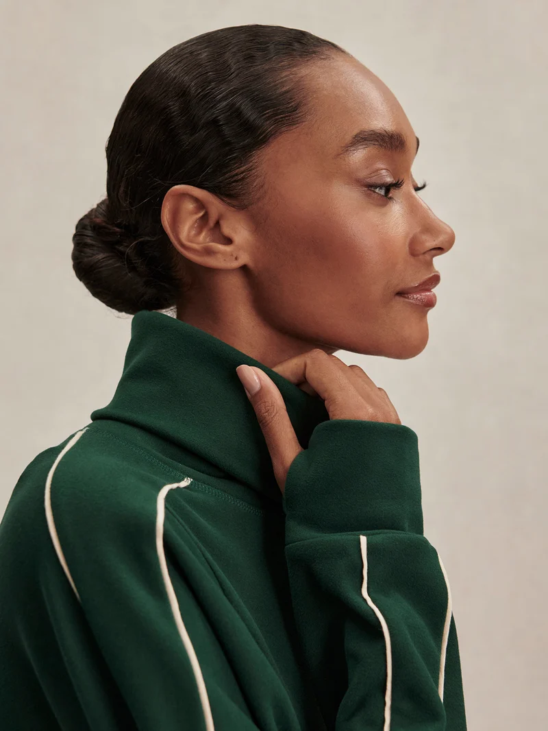 Ariana High Neck Sweat