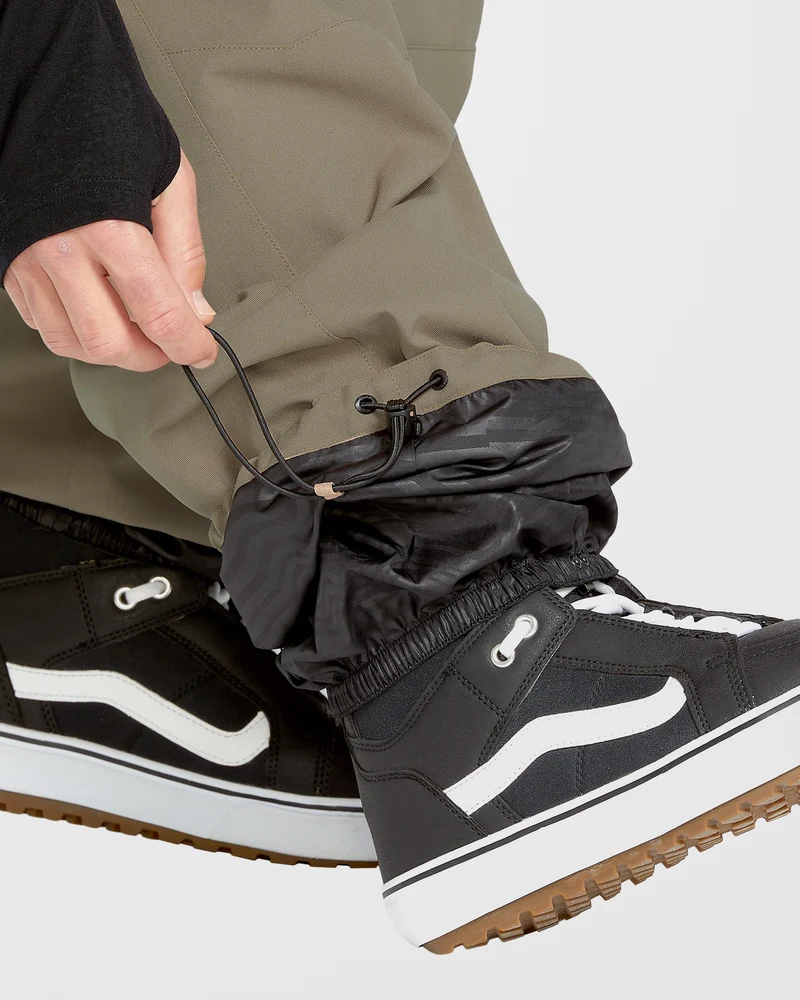 Snow Billow Hose - Chestnut Brown