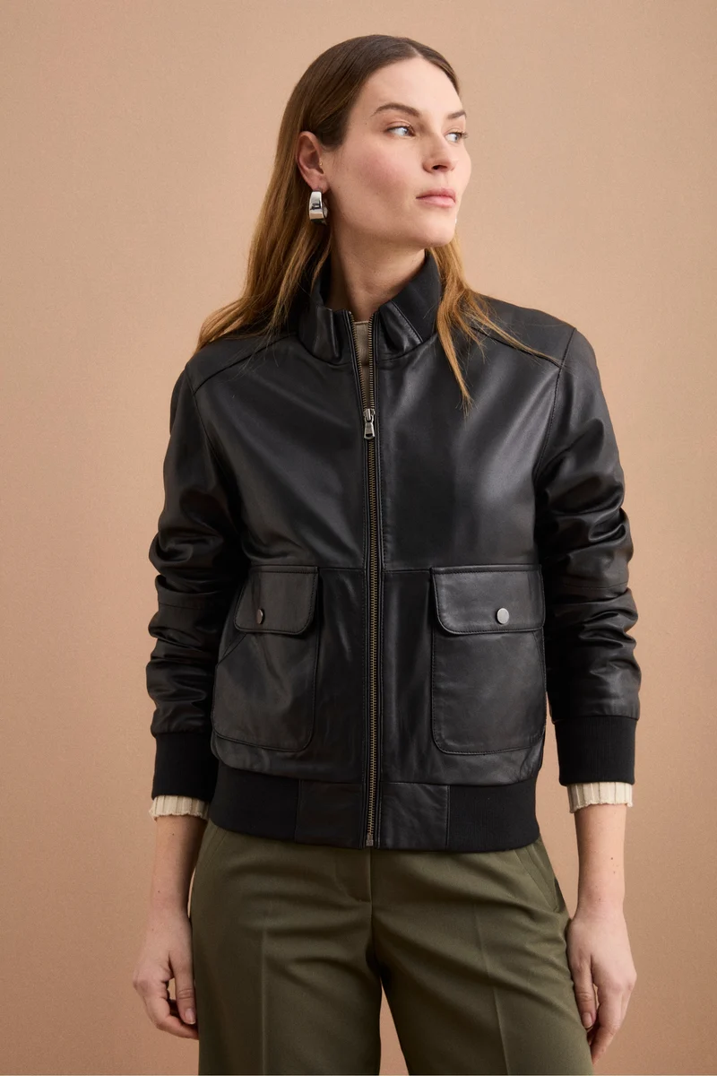Bomber in Pelle con Tasche - NERO