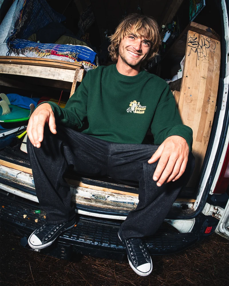 Racoon Sweatshirt - Scarab