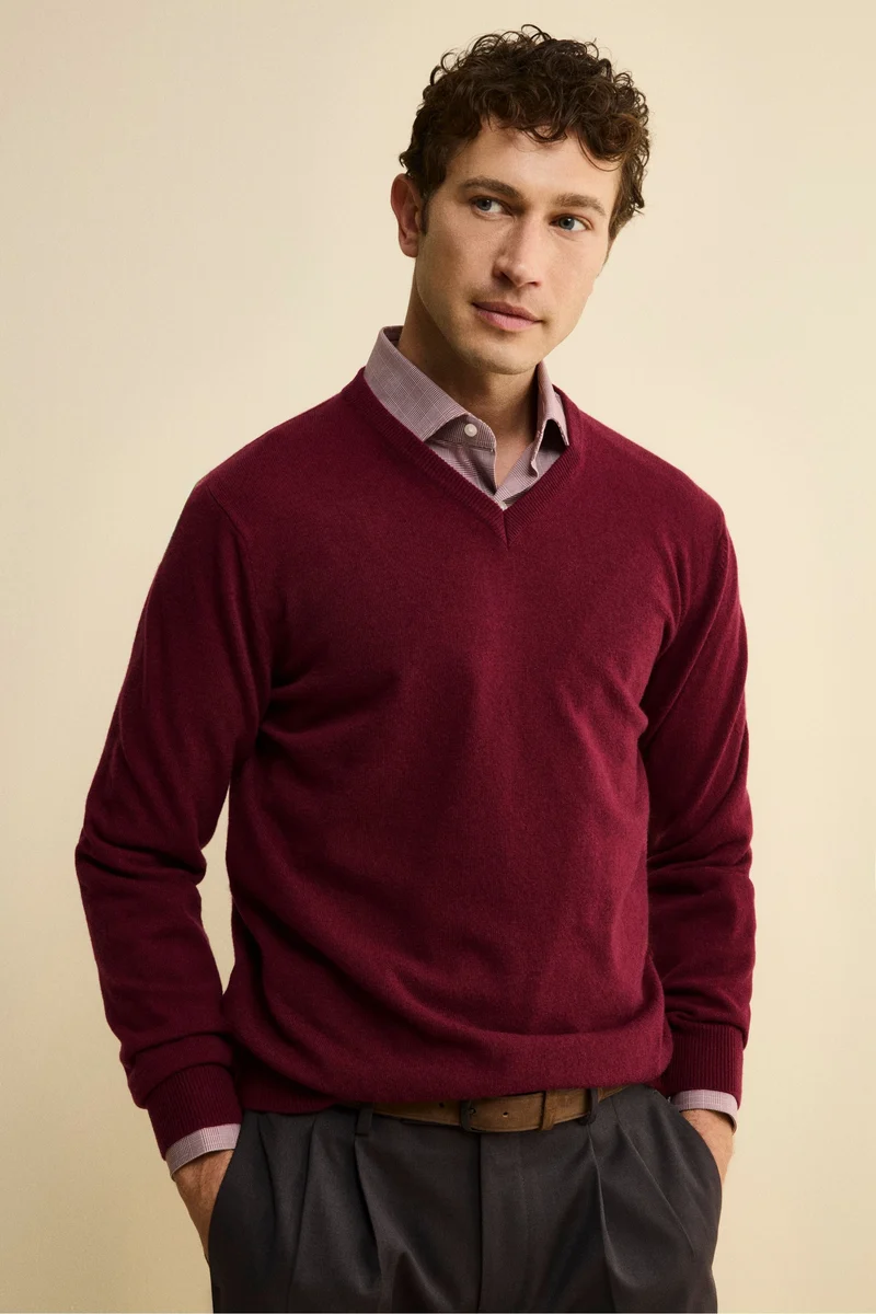 Maglia in lana con scollo a V - CILIEGIA