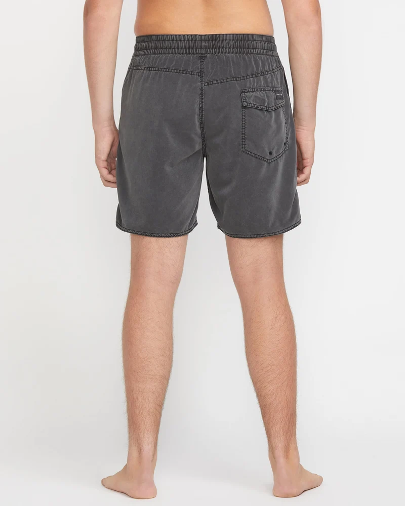 Center Trunk 17" Boardshorts - Black