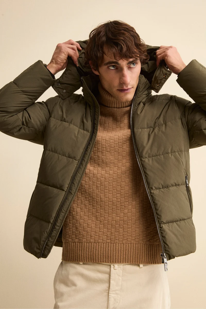 Giubbotto Piumino con Cappuccio Removibile - VERDE MILITARE
