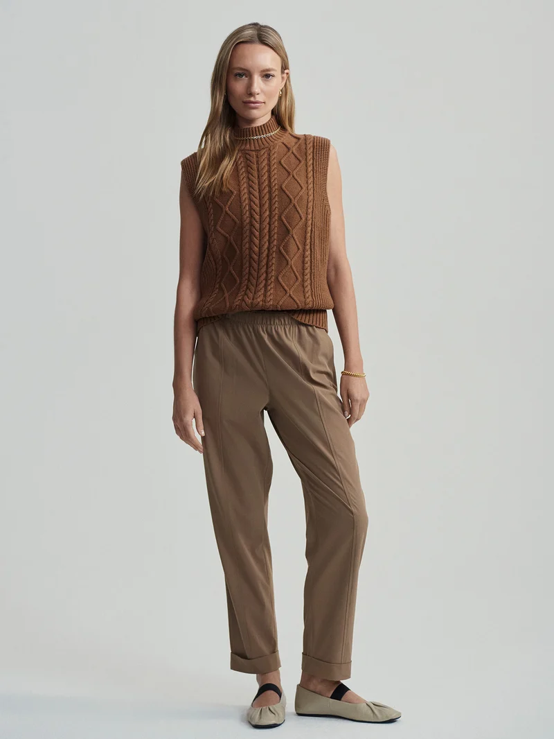 Joilette Roll Neck Vest