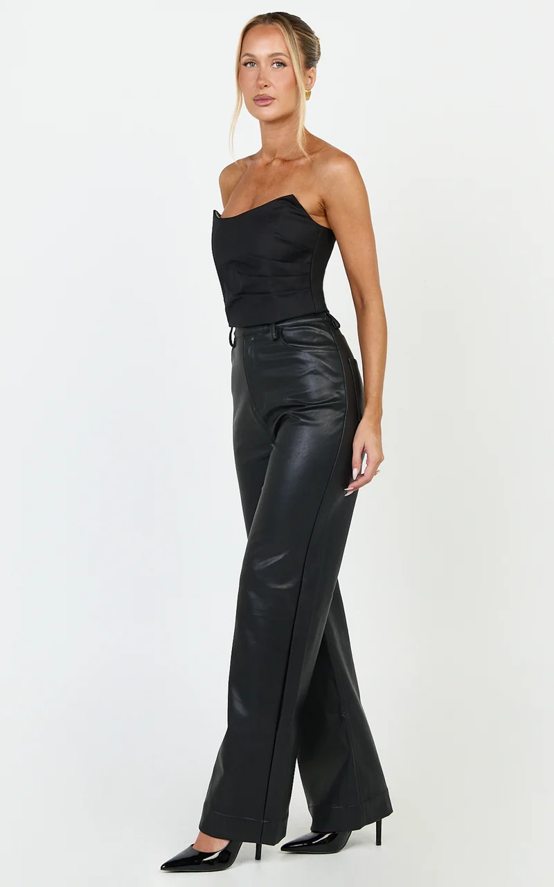 Pietra Top - Strapless Structured Top in Black