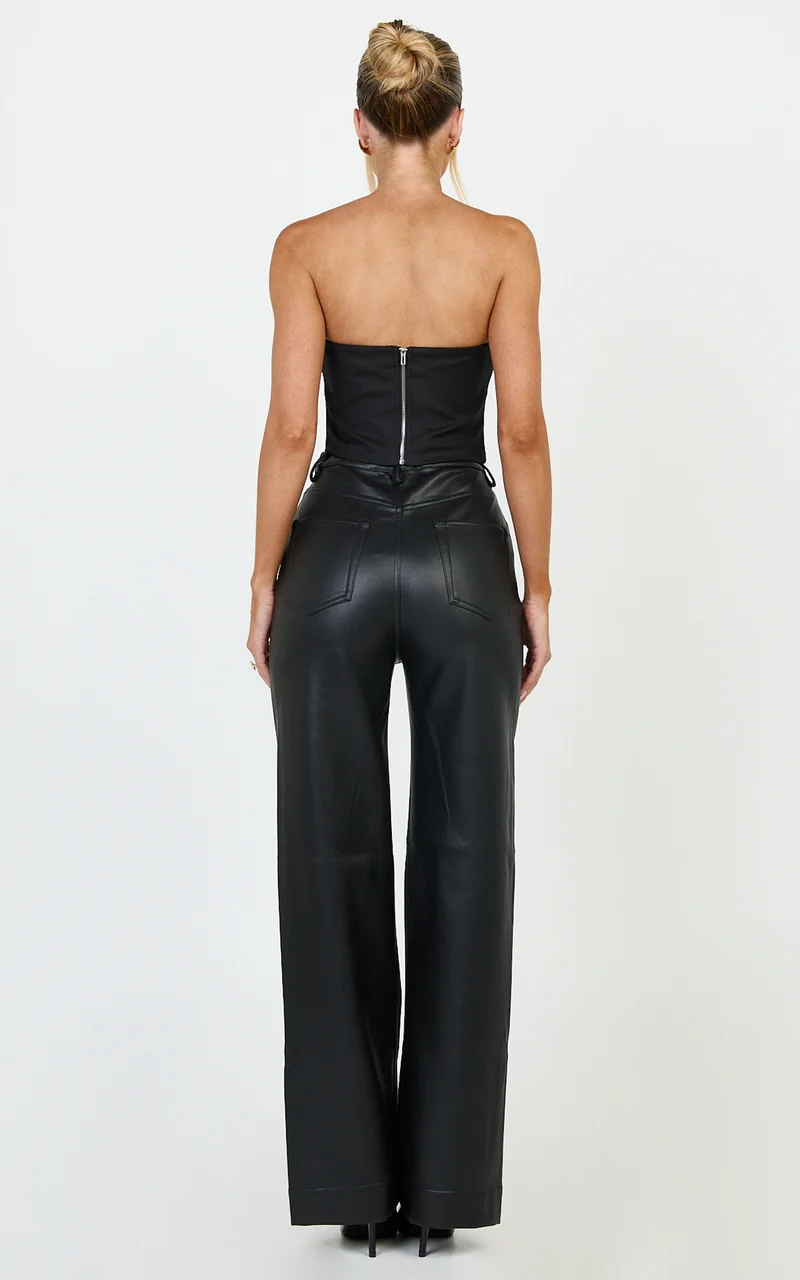 Pietra Top - Strapless Structured Top in Black