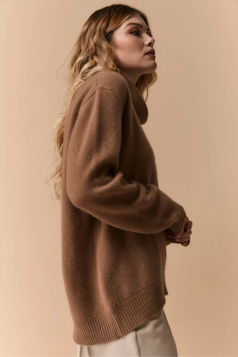 Dolcevita Over in Cashmere - CAMMELLO