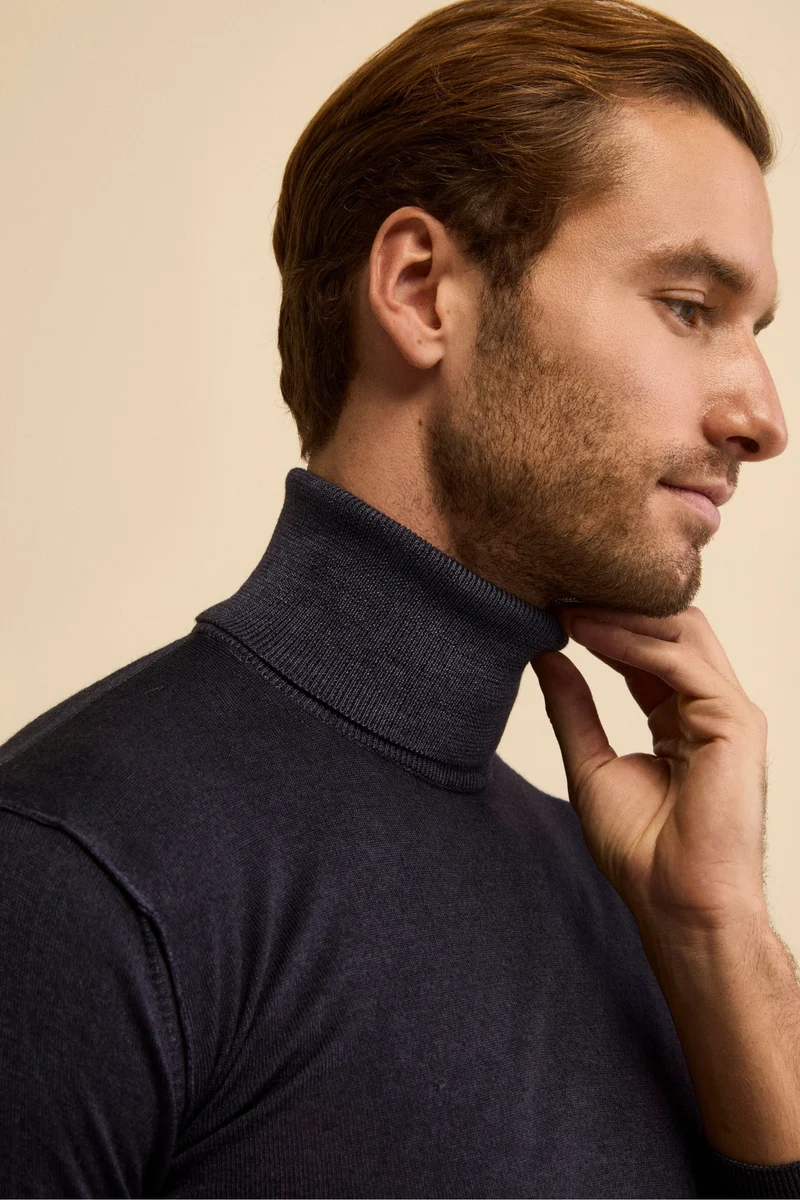Dolcevita Uomo in Lana Merino - BLU MARINE