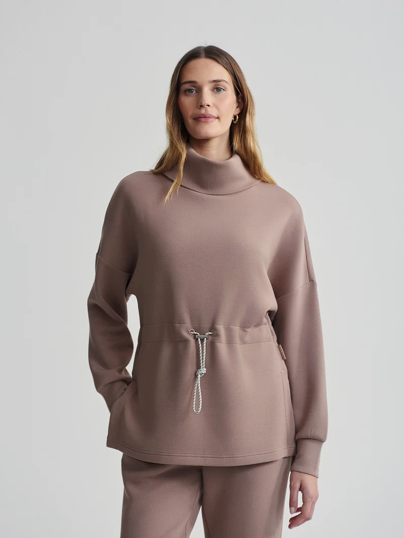 Freya Sweat