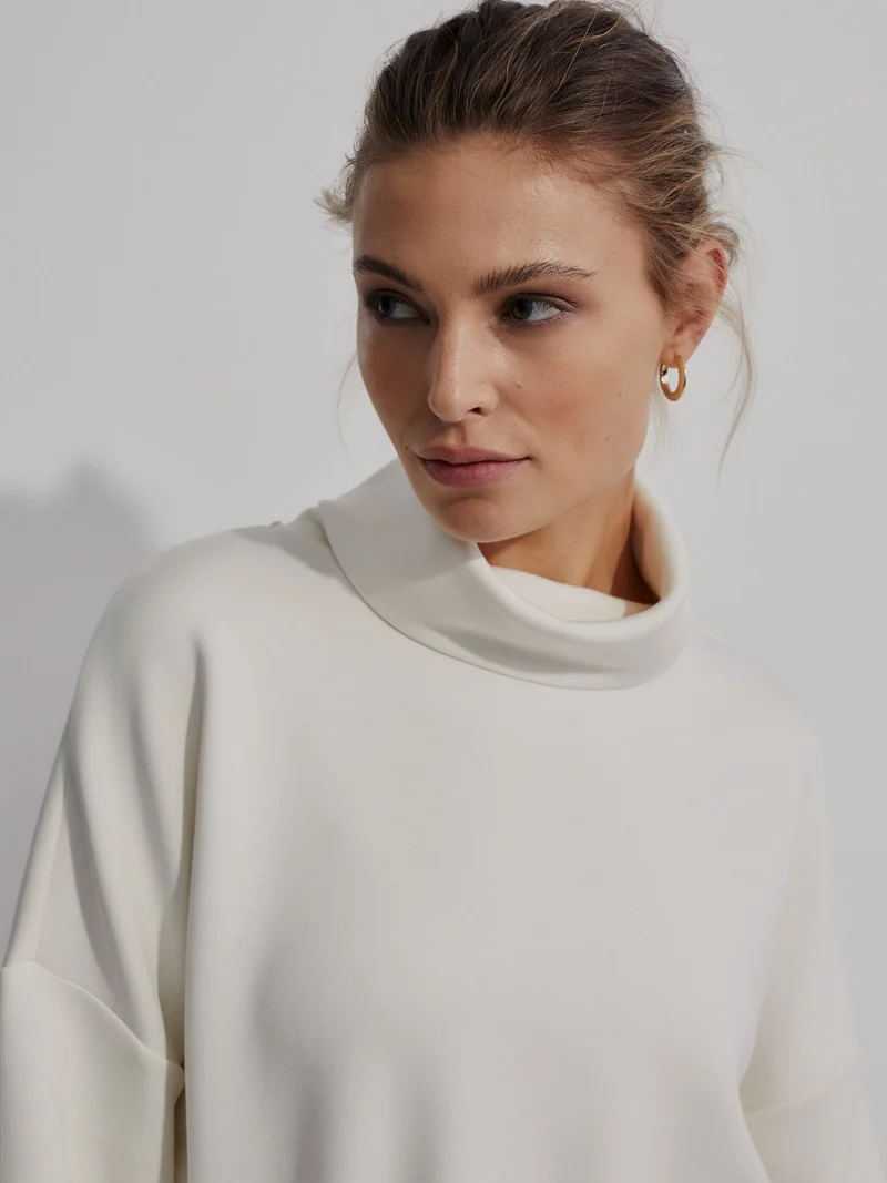 Freya Sweat