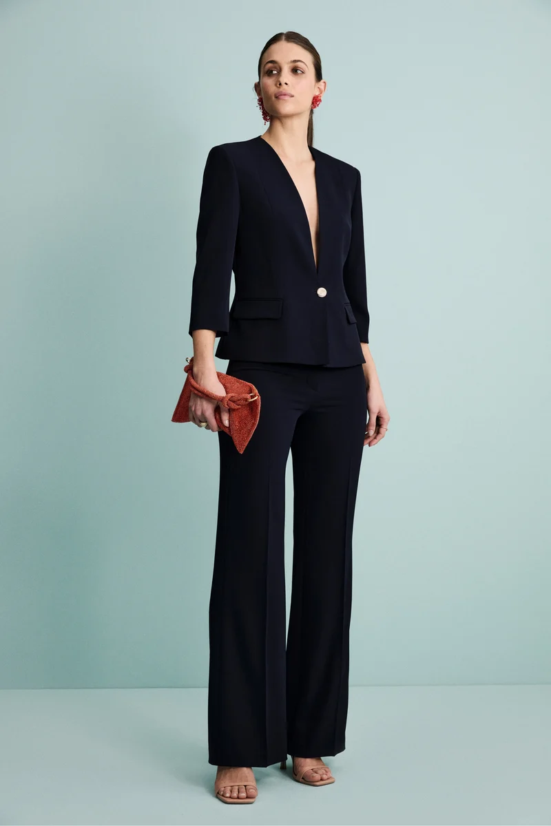 Blazer Elegante con Scollo Ampio - BLU