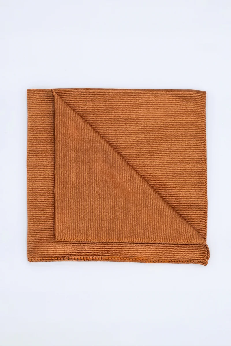 Pochette Elegante in Seta - BRUCIATO