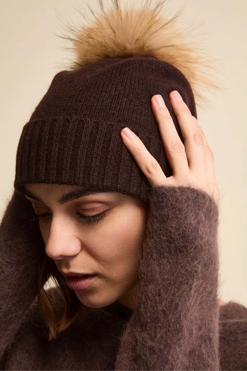 Berretto in Cashmere con Pompon - CAFFE