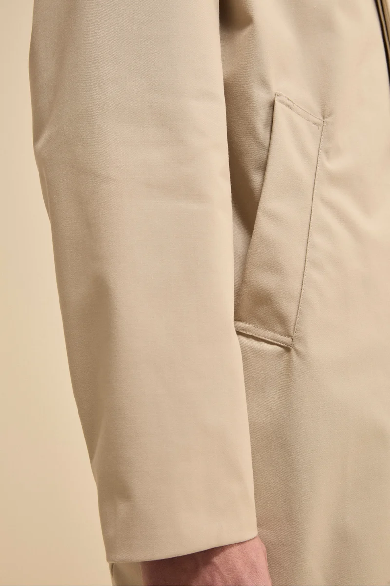 Trench Impermeabile con Pettorina - BEIGE