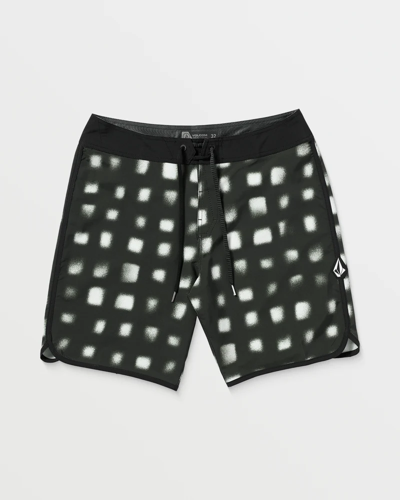 Infuse Scallop Mod 19" Boardshorts - BLACK