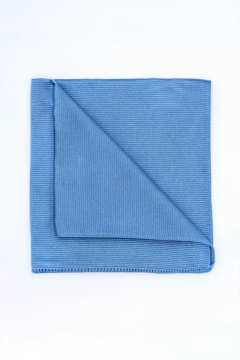 Pochette Elegante in Seta - AZZURRO