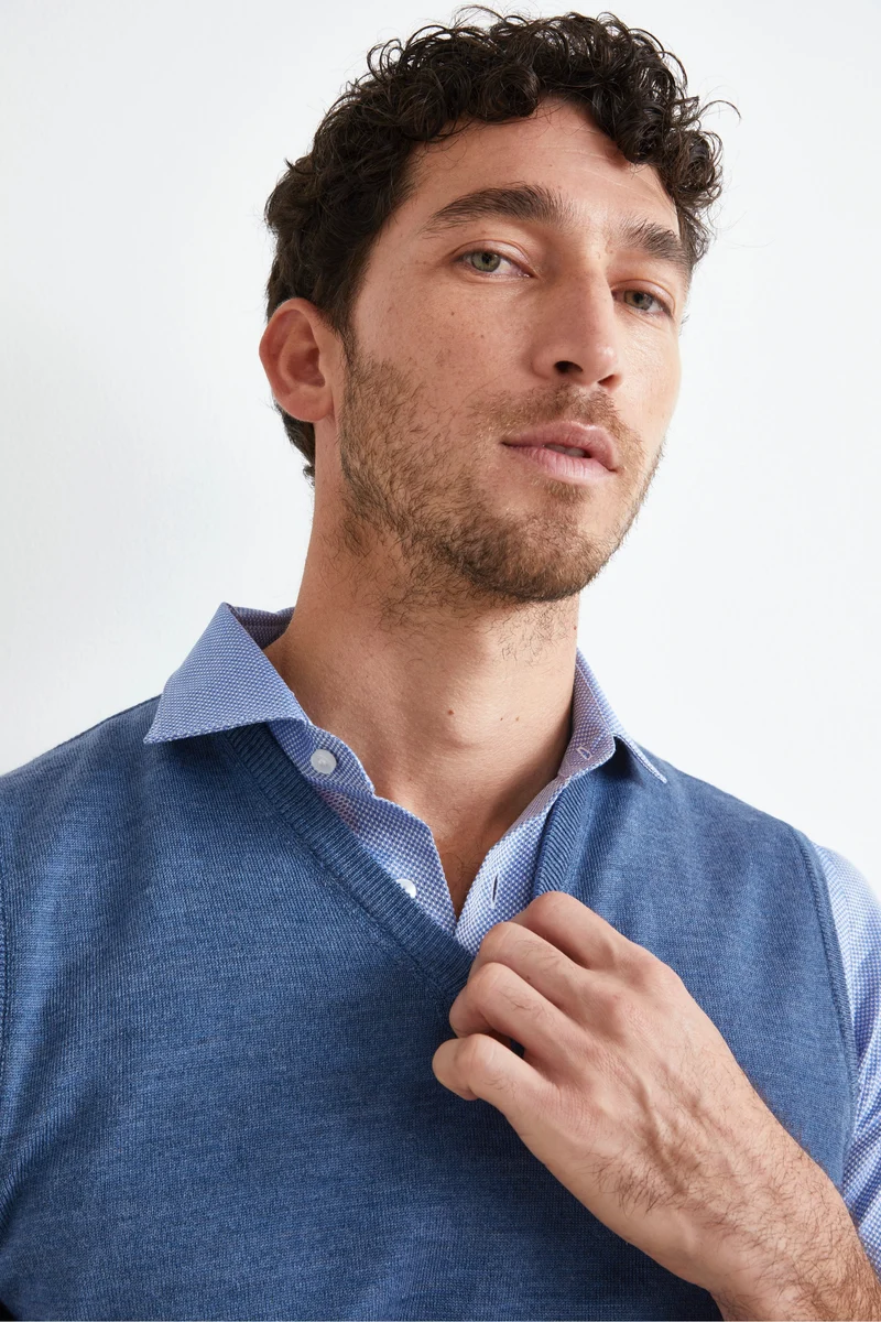 Gilet Scollo a V in Lana Merino - JEANS