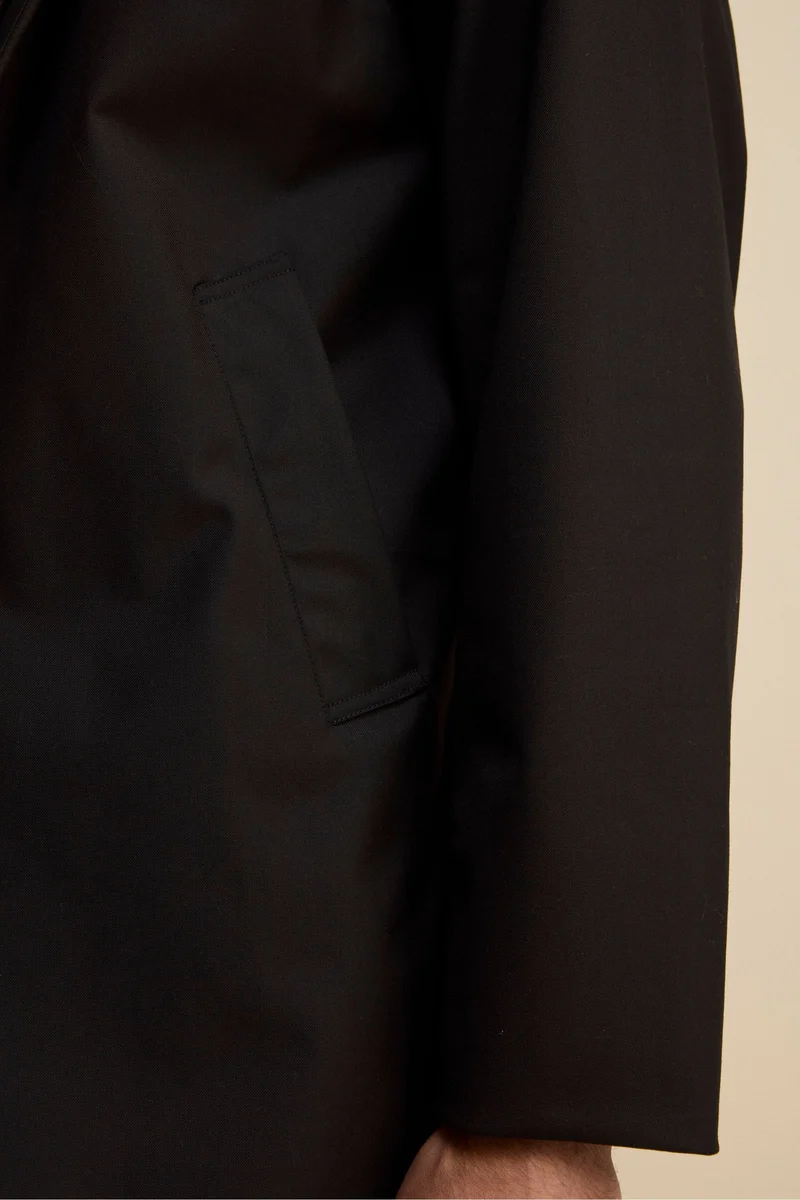 Trench Impermeabile con Pettorina - NERO