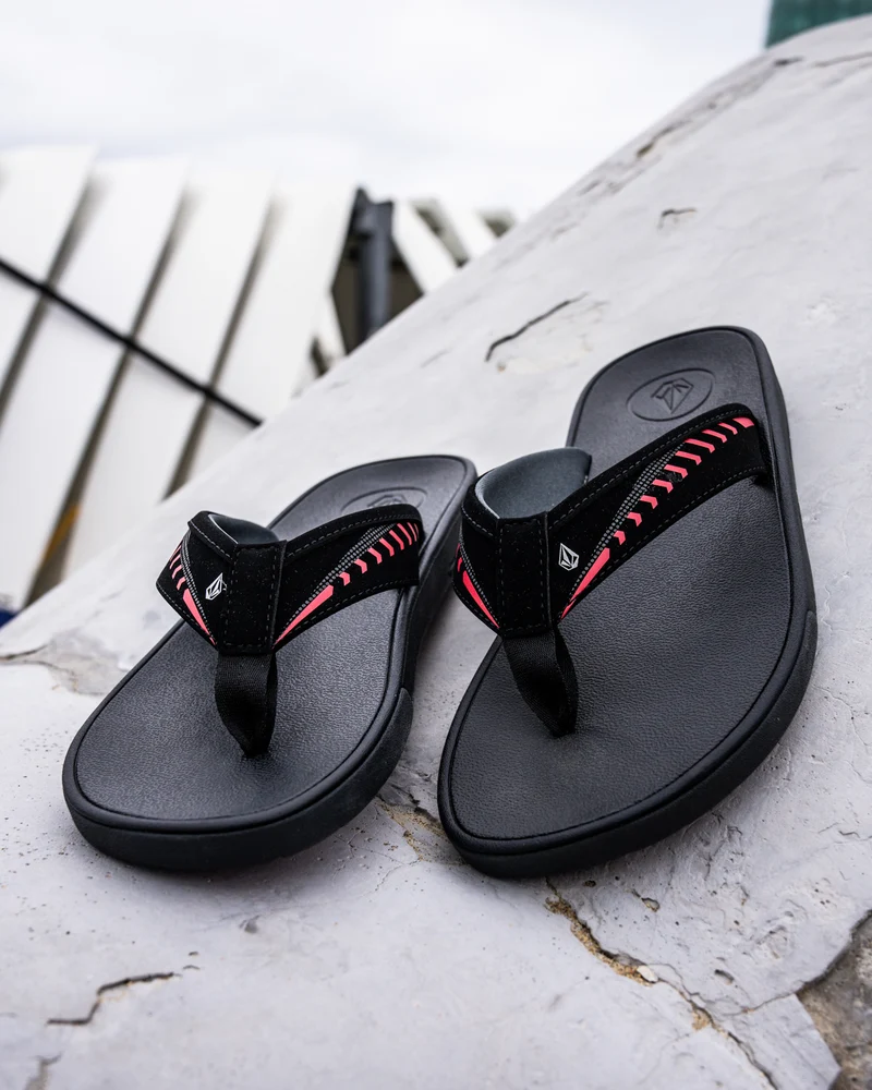Jack Robinson Sandalen - BLACK RED